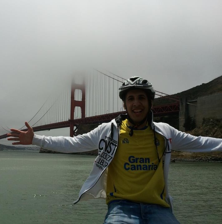Jorge Rodríguez con la camiseta de la Unión Deportiva Las Palmas en California, Estados Unidos