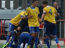 El División de Honor escribe la historia (2-0)