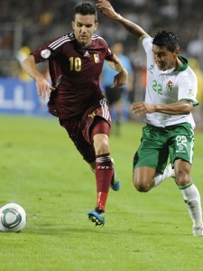 Julio Álvarez, Venezuela