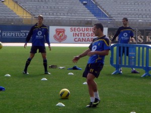 Pedro Vega, entrenamiento