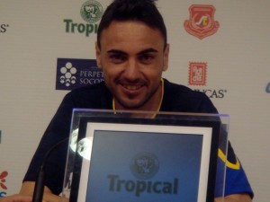 Momo, rueda de prensa