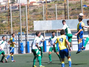 Adrián, Atlético Victoria