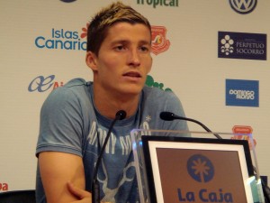 El jugador grancanario mantiene que el objetivo principal siguen siendo los 50 puntos · Sobre su renovación asegura que todo sigue igual.