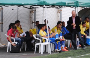 La Unión Deportiva Las Palmas hizo disfrutar a Moya de sus últimos goles de la temporada · Corrales, con permiso del club, fue el único ausente · Portillo, en dos ocasiones, Francis Suárez, Quiroga y Roque, los goleadores.