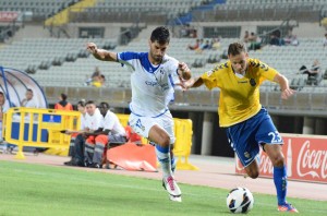 Dani Castellano fue titular en el lateral izquierdo / Samuel Sánchez