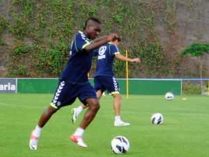 Thievy, entrenamiento
