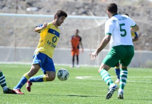 Néstor, Atlético Victoria (2)