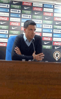 Contento pero comedido. Lobera valora el equilibrio de sus pupilos y la mejoría defensiva. Se muestra autocrítico y pide el apoyo de la afición en las dos próximas citas en el Gran Canaria. "Siempre hay que ser exigentes, hay que aumentar el listón", dijo.