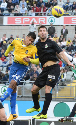 Murillo realizó un gran partido, tanto en defensa como en ataque / Samuel Sánchez (udlaspalmas.net)