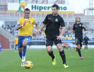 Nauzet Alemán volvió a la titularidad / Samuel Sánchez (udlaspalmas.net)