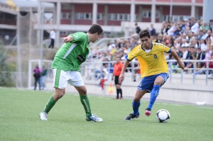 Benito volvió a ser titular / Samuel Sánchez (udlaspalmas.net).