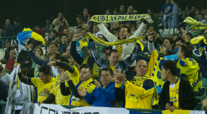 Parte de la afición amarilla que se dio cita en Sevilla / Beticismo.net