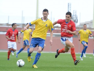 Héctor Figueroa estrenó titularidad / Samuel Sánchez (udlaspalmas.net)