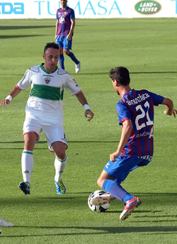 El Elche sigue imparable hacia Primera (3-1) Diario Franjiverde