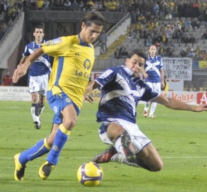 Las Palmas sólo ha perdido dos partidos con más de 20.000 espectadores / Mykel