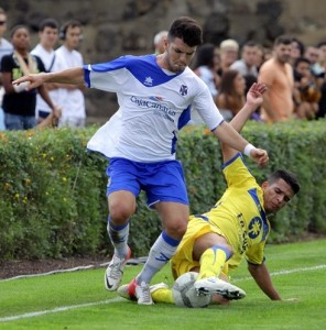 Las Palmas ya ganó en Geneto (0-2) en el partido de ida / El Día