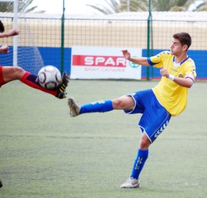 Dani Ojeda suma 15 goles / Mario de la Santa