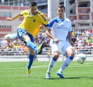 Héctor Figueroa sumó su octavo gol como amarillo / Samuel Sánchez (udlaspalmas.net)