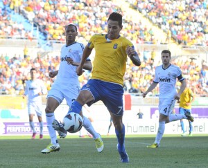 Vitolo puso la magia con un taconazo / Samuel Sánchez (udlaspalmas.net)