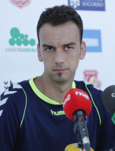 Deivid, en rueda de prensa / Web oficial