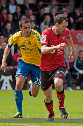 Hernán tuvo que jugar 60 minutos de central / David Pirón