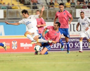 Valerón en una jugada del partido / Samuel Sánchez (UDLASPALMAS.NET)