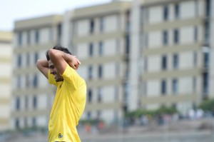 Tyronne se lamenta de la última ocasión del encuentro / Samuel Sánchez (udlaspalmas.net)