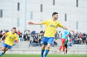 Héctor Figueroa celebra su segundo tanto / Samuel Sánchez (udlaspalmas.net)
