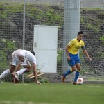 Las Palmas Atlético sigue mandado en el grupo segunda de la Segunda División B tras vencer de forma cómoda al Real Madrid C. Las jugadas ensayadas fueron clave para el conjunto de Víctor Afonso, que le saca cinco puntos al segundo clasificado. Leo, Carlos y Ayoze Placeres hicieron los goles del líder. Vea la fotogalería.