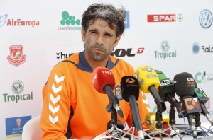 Valerón en rueda de prensa / Web oficial