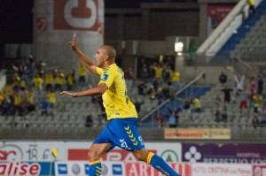 Aranda celebra su tanto / Daniel Cáceres (udlaspalmas.net)