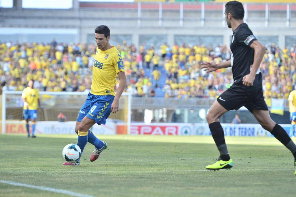 SSG_0928 | udlaspalmas.NET La Unión Deportiva Las Palmas afronta en este mes de junio su quinta promoción de ascenso desde que se instauró el nuevo formato. La alegría del ascenso contra el Zaragoza contrasta con las decepciones en Almería, contra el Córdoba y el Tenerife. El conjunto grancanario comenzará este domingo una nueva promoción de ascenso. El equipo