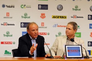 López Peñate y Nicolás Ortega, en la rueda de prensa de esta mañana 