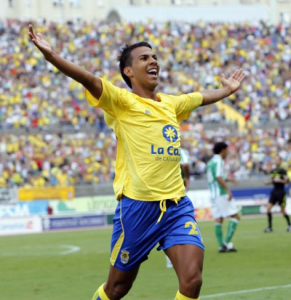 Jonathan Viera celebrando un gol con la Unión Deportiva Las Palmas / Web oficial