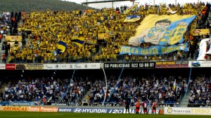 La afición amarilla quiere que su equipo vista de amarillo en el Heliodoro