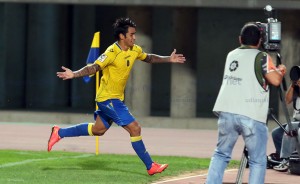 Araujo, celebrando su primer tanto ante el Alcorcón / Toño Suárez (udlaspalmas.net)