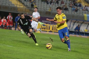 Momento en el que Roque Mesa hace el segundo tanto / Toño Suárez (udlaspalmas.net)