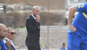 Zinedine Zidane, técnico del Castilla / Samuel Sánchez (udlaspalmas.net)
