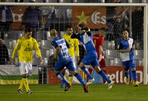 Antonio Hidalgo celebra el tanto del empate a uno / / Jose Carlos Leon Ercilla - El9.cat