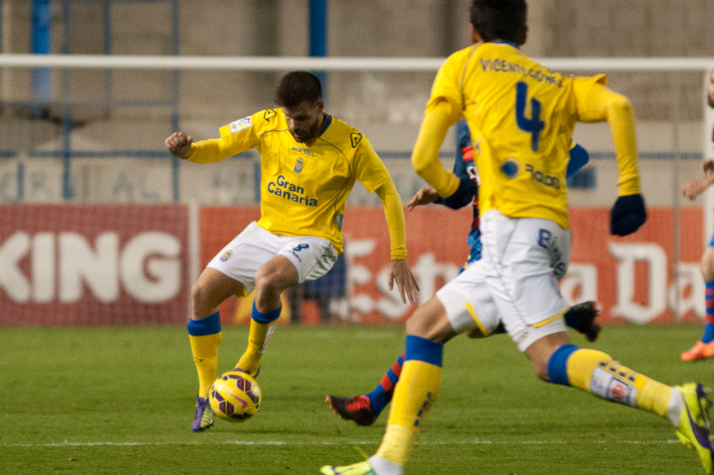 Ortuño debutó como titular / Isaac Navarra (UE Llagostera)