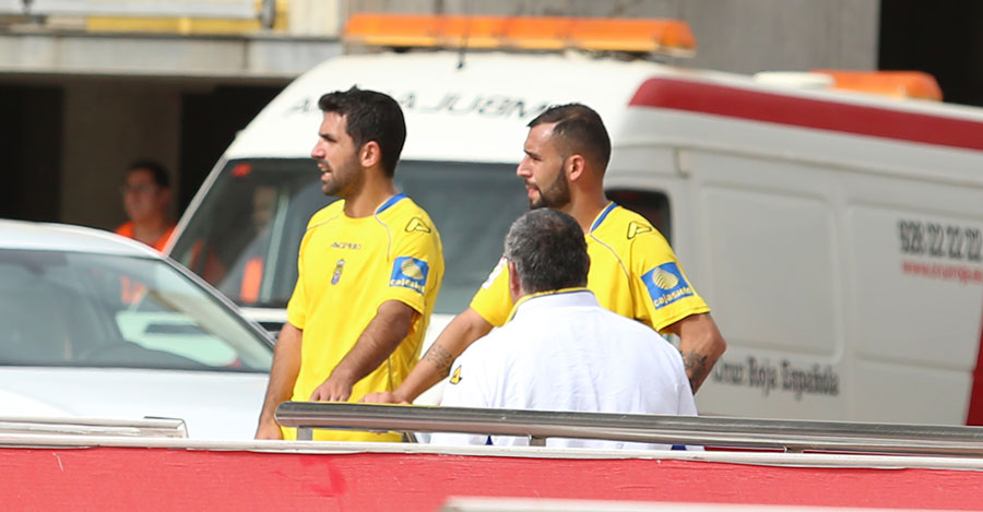 Culio y Nauzet Alemán, tras ser expulsados / Toño Suárez (udlaspalmas.net)