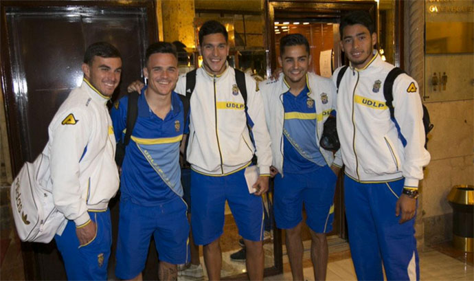 Convocados. 18 jugadores amarillos (quince de ellos canarios) se concentraron en el Hotel Santa Catalina, velando armas para el derbi