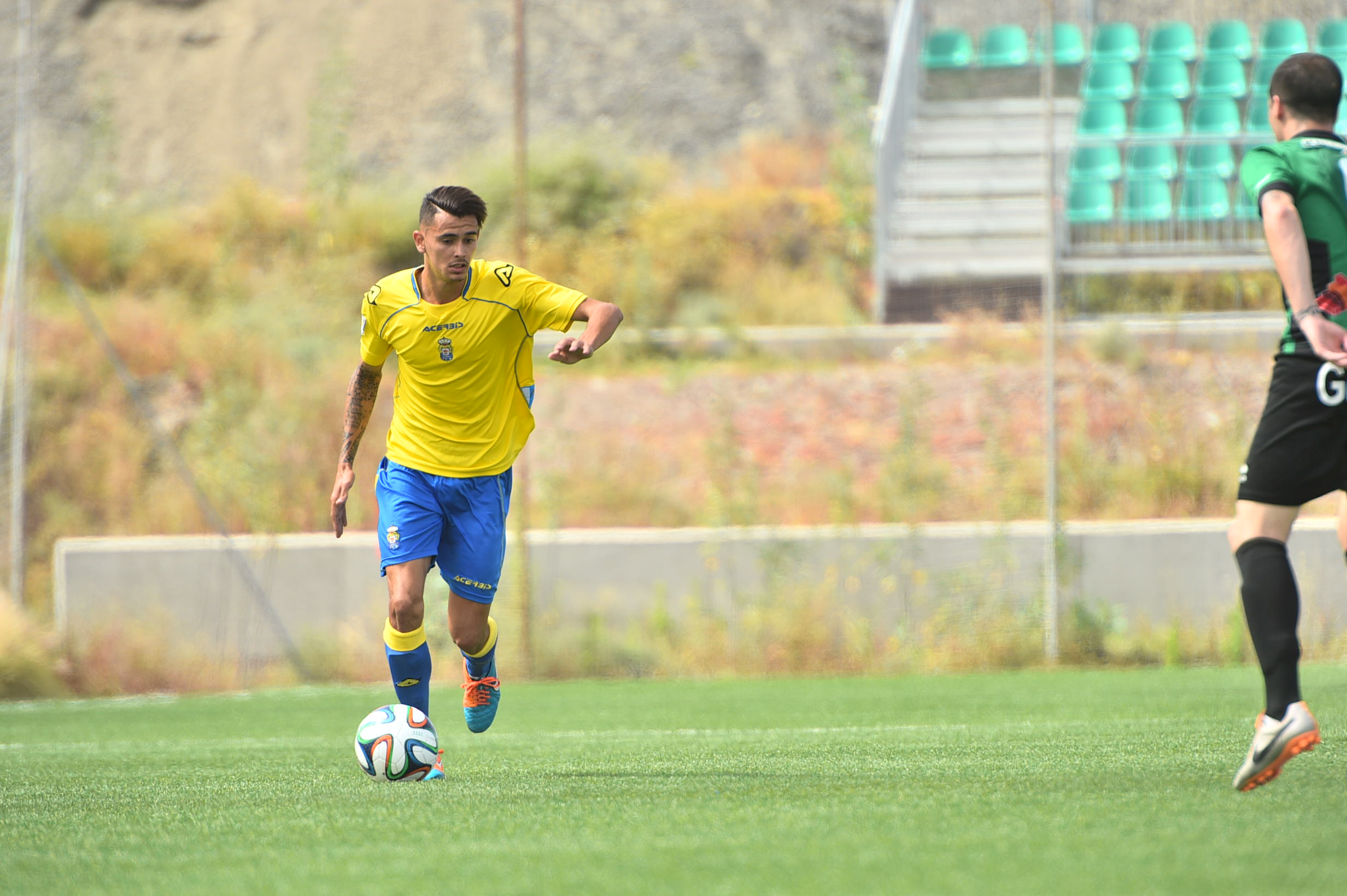 Nili se ha convertido en el lateral titular del equipo / Samuel Sánchez (udlaspalmas.net)