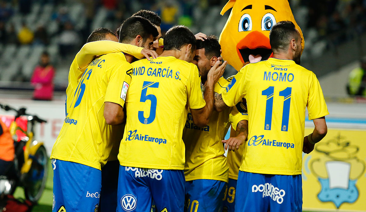 Los amarillos celebran el tanto de Jonathan Viera/ Toño Suárez (udlaspalmas.net)