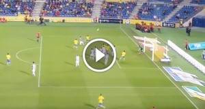 VÍDEO | Un aficionado graba desde la Grada Sur el golazo de Wakaso Mubarak ante el Espanyol y la locura de la afición. Vea el VÍDEO. [VÍDEO] Así fue el golazo de Wakaso Corría el minuto 75 del partido y Momo daba paso a Juan Carlos Valerón. Muchos aficionados grabaron el momento: la ovación al