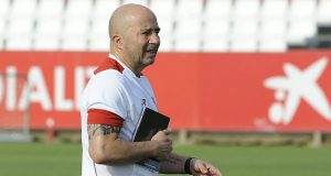 El técnico argentino repasó en la previa del encuentro ante la Unión Deportiva Las Palmas la buena trayectoria del conjunto de Quique Setién. Indicó que Vitolo es duda para el encuentro. Jorge Sampaoli compareció esta tarde en Ramón Sánchez-Pizjuán, justo antes del entrenamiento previo al choque de este sábado ante la UD Las Palmas: "Es un