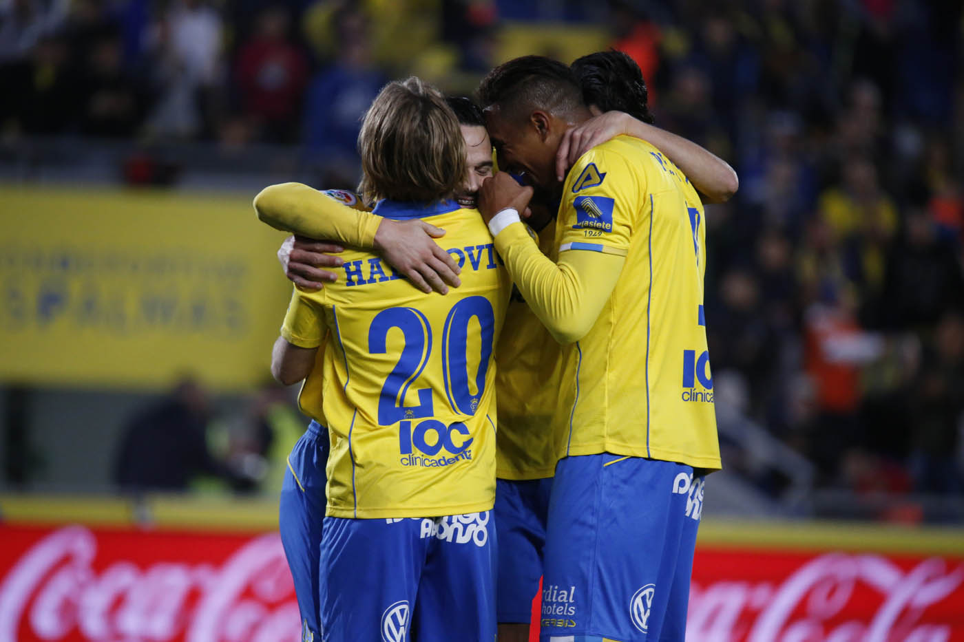 Celebración del tanto de Roque / Gabriel Jiménez (udlaspalmas.NET)