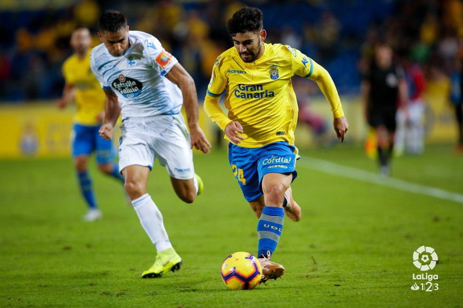 Tana, ante el Dépor (Foto: LaLiga).