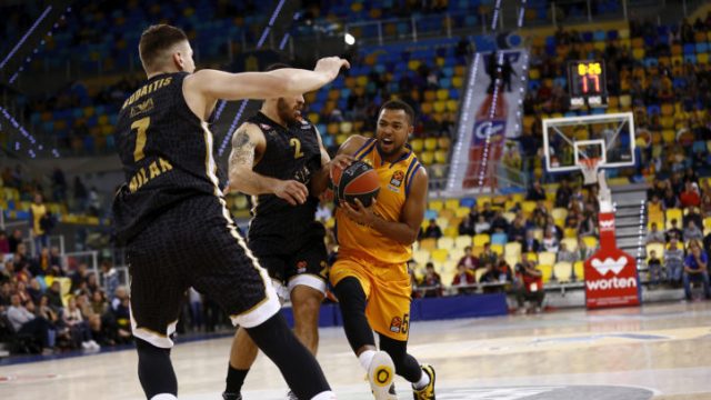 Herbalife Gran Canaria v AX Armani Exchange Olimpia Milan - Turkish Airlines EuroLeague