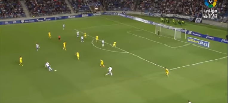 La UD Las Palmas vivió un día duro en el día de ayer. Tras lograr realizar una buena primera mitad en la que mereció algo más que el empaten a cero, el equipo tuvo dos errores que costaron la remontada de los tinerfeños. Día duro para todos los amarillos. Las Palmas sucumbió ante el CD